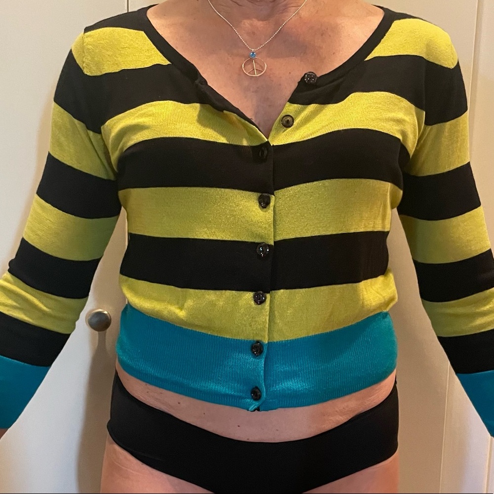 Striped short cardigan